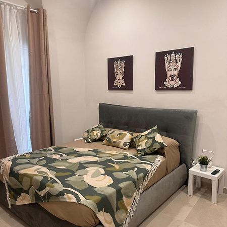 Ninas Home Airport Katanya Dış mekan fotoğraf